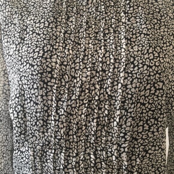 TOPSHOP blackgrey sheer LEOPARD mini DRESS 6 pleated with back cut outs - Picture 5 of 6